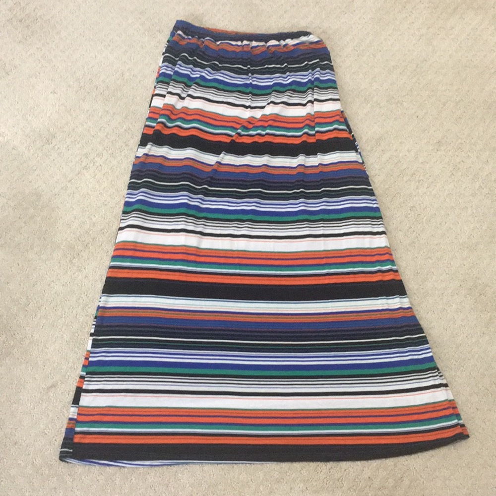 Striped skirt